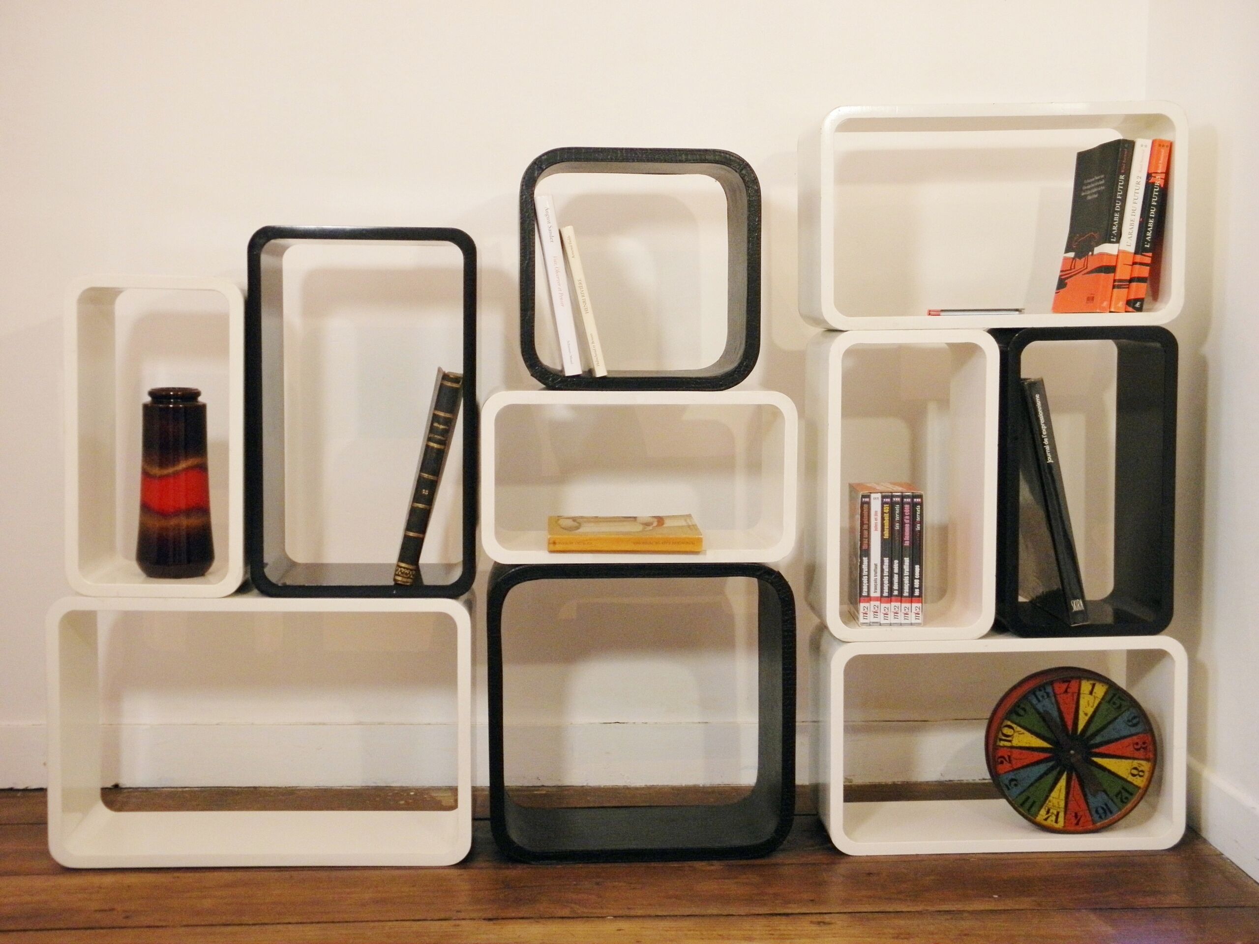 Modules of storage cubes 1980