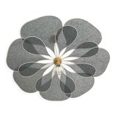 Floral pendant light in linen and rattan