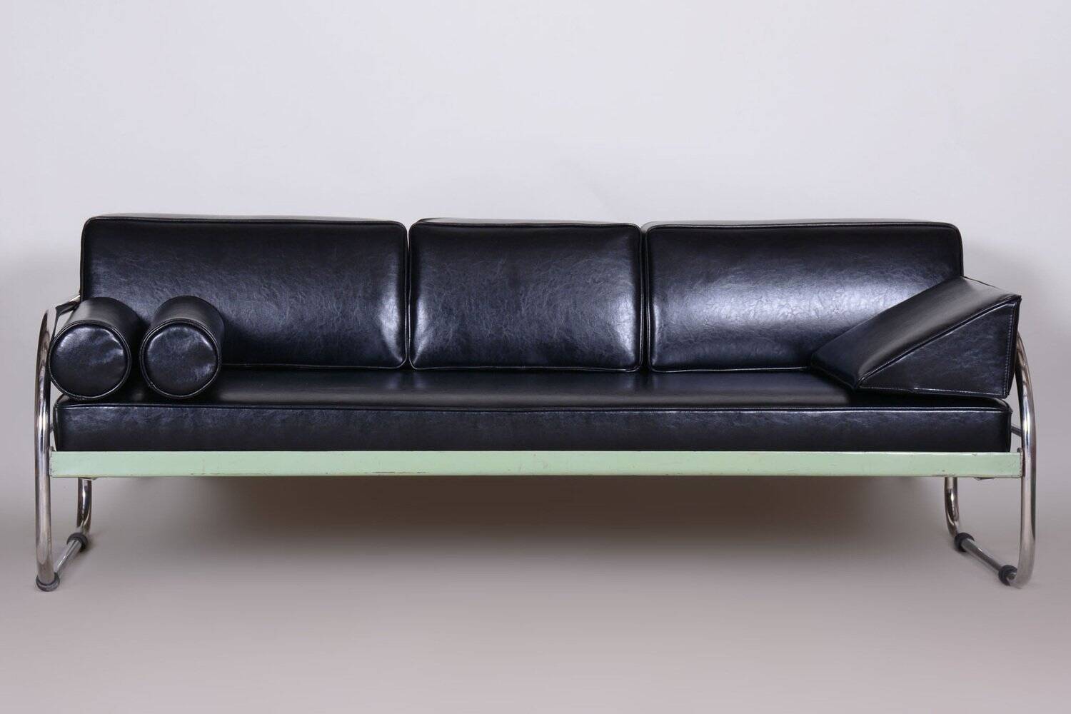 Bauhaus Sofa in Leather by Robert Slezak, 1930s