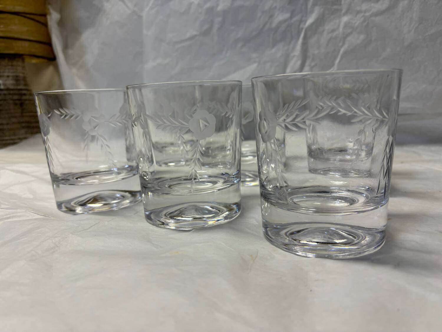 Set of 6 engraved whiskey glasses