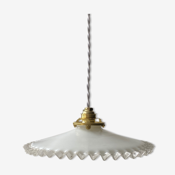 Suspension en opaline blanche