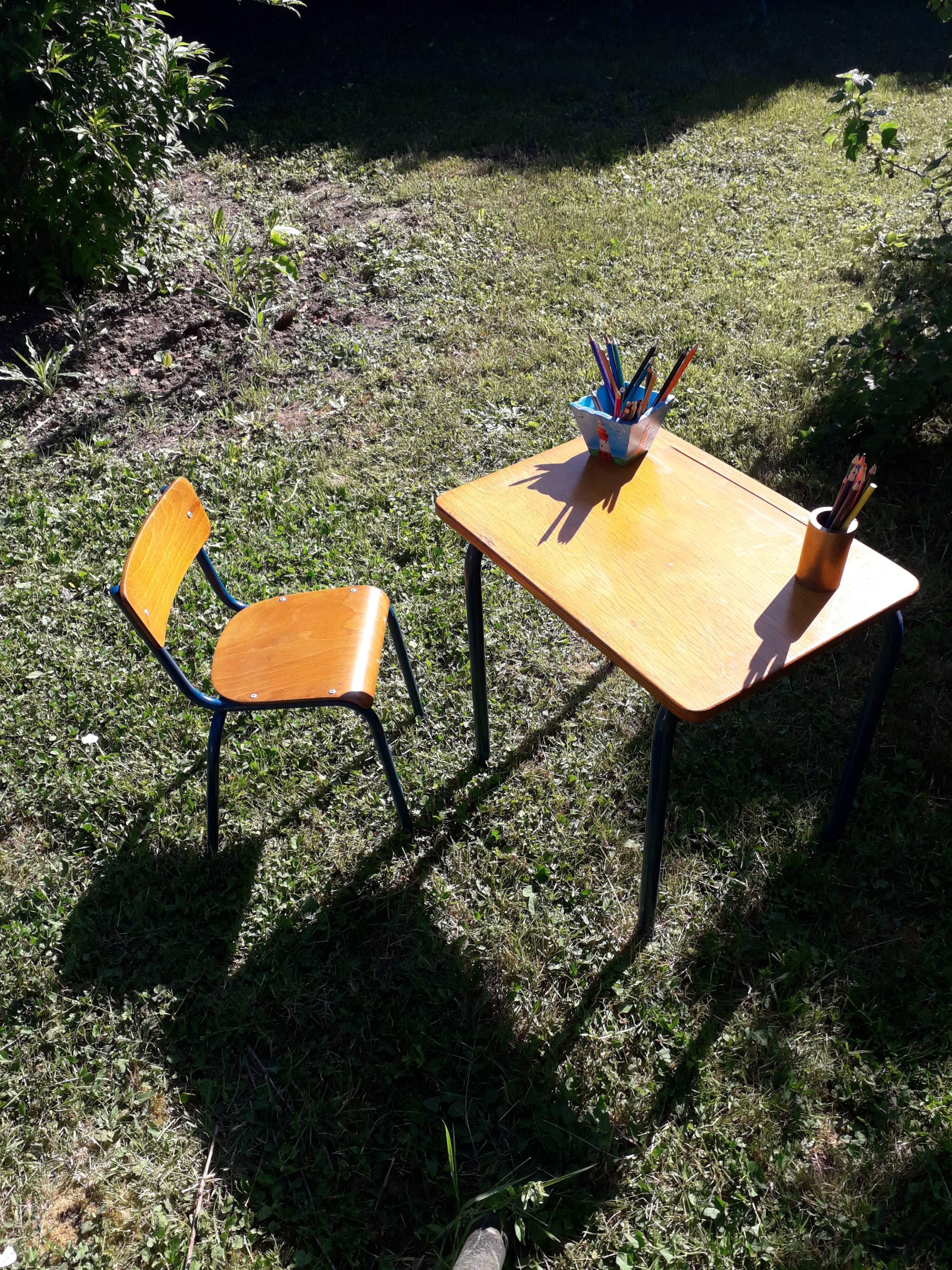 Desk desk desk table child school metal wood and vintage chair