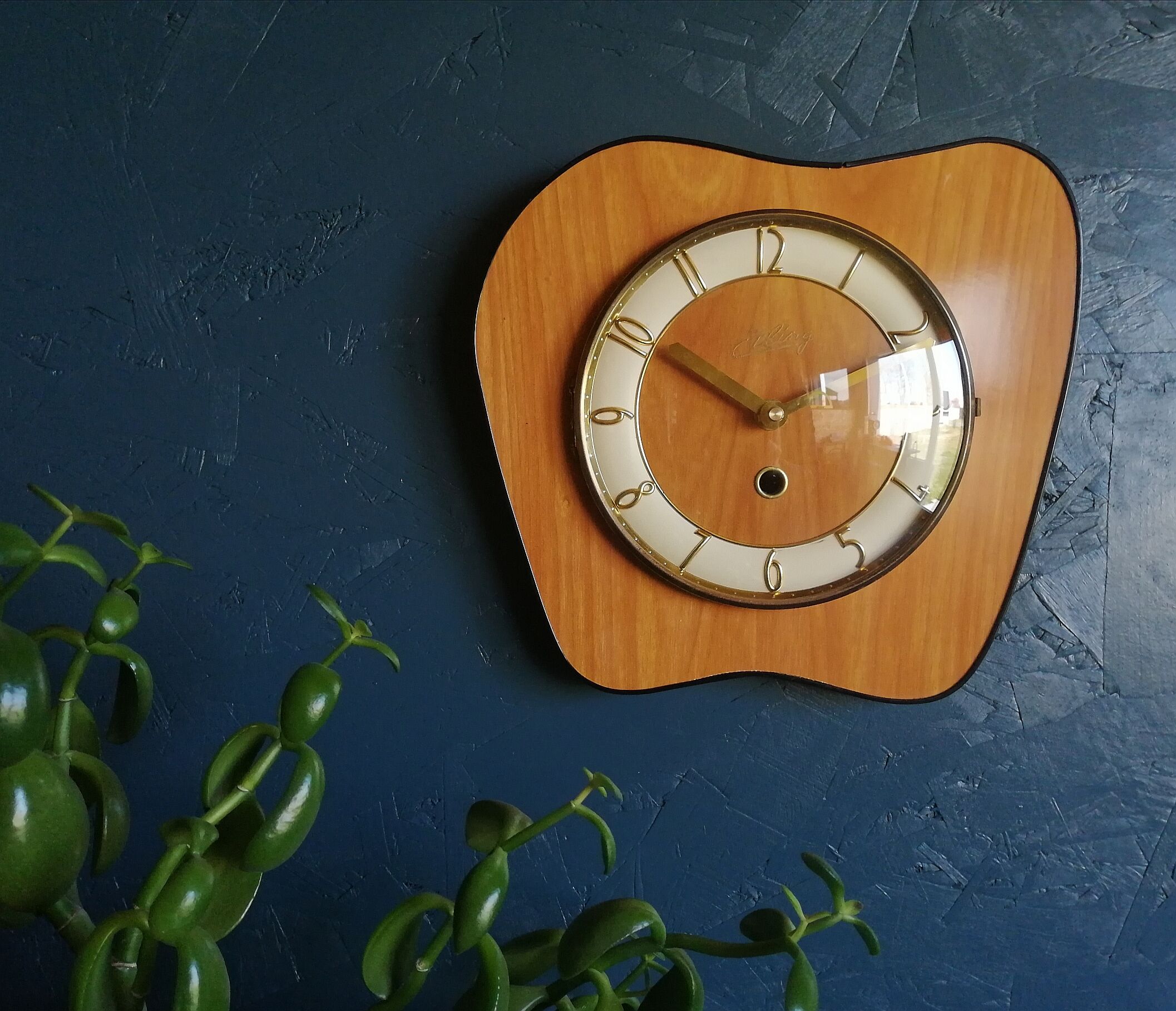 Clock formica vintage asymmetrical silent wall clock "Etling wood"