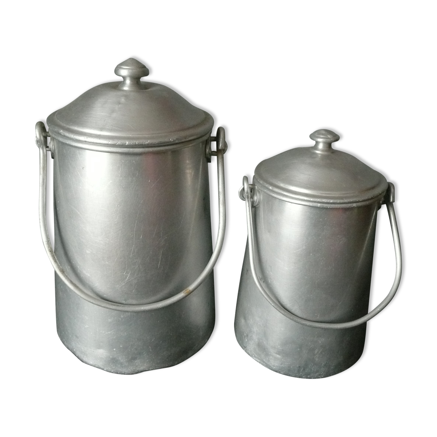 Suite de pots à lait