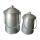 Suite de pots à lait