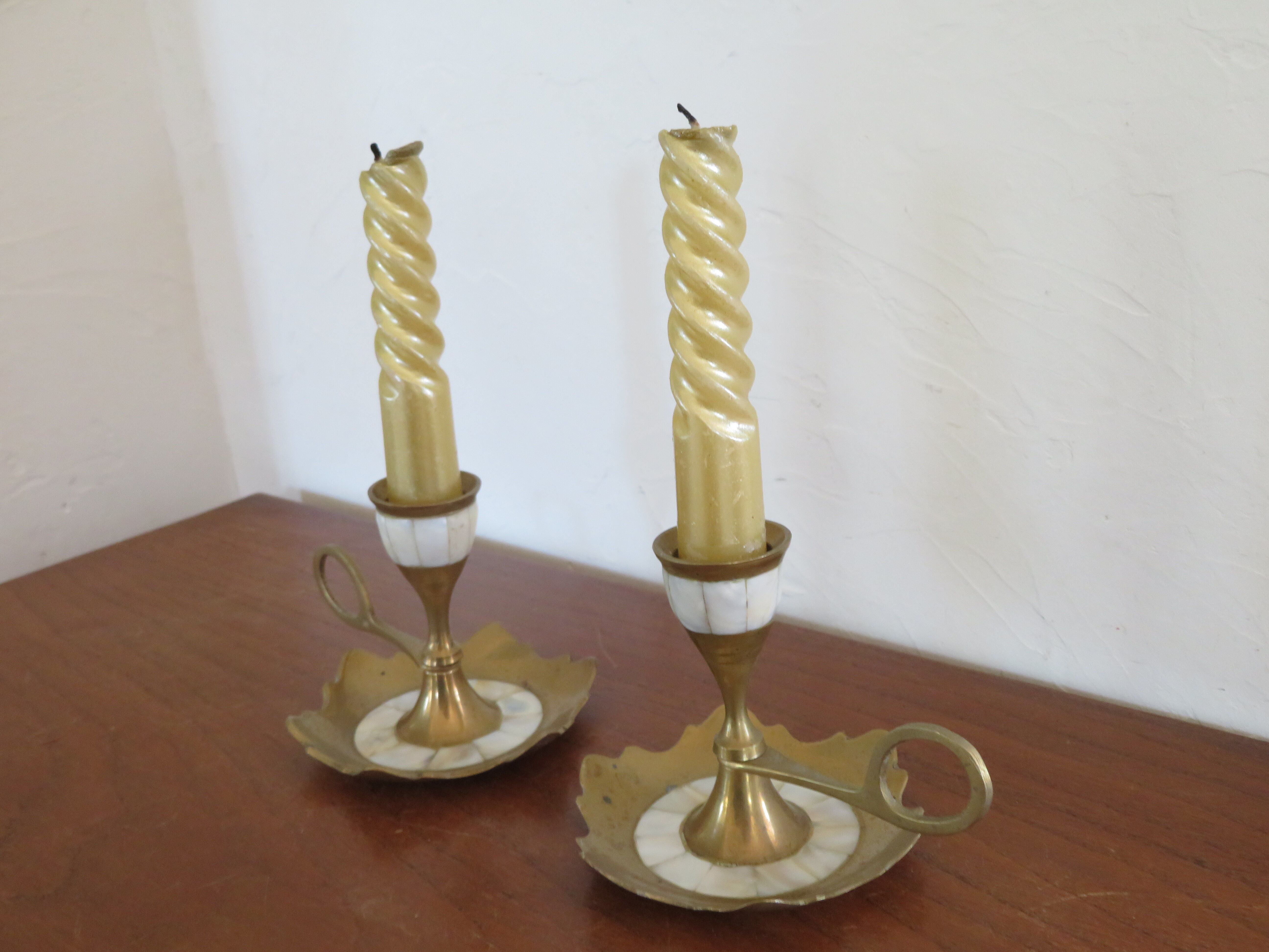 Bougeoirs vintage nacre et laiton