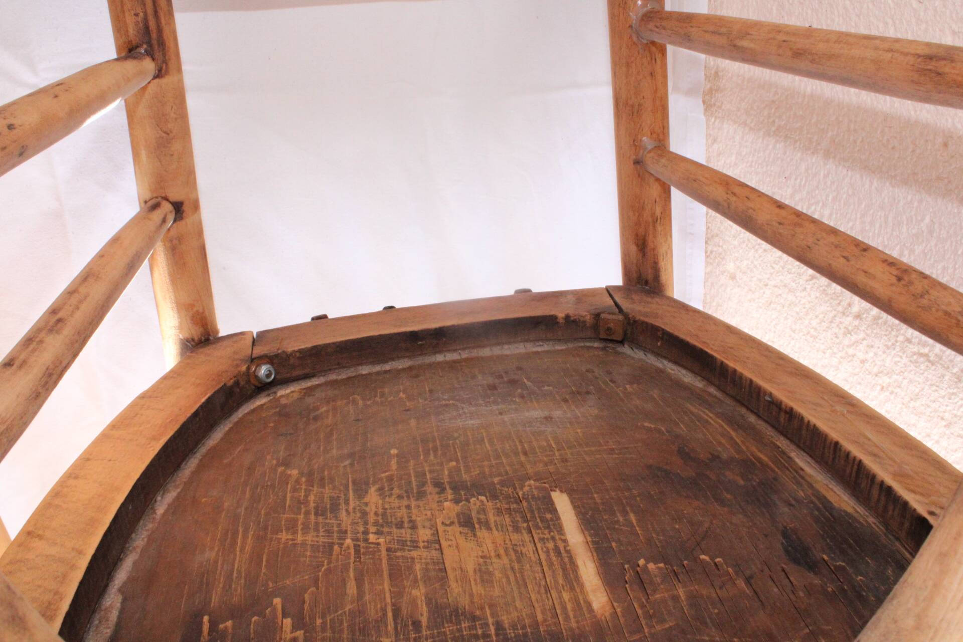 Duo of bistro chairs in bare wood, fully sanded and curved wooden backrest