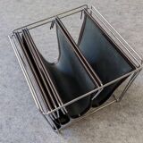 Magazine rack by Gérard Rignault for Group S.A, France around 1970.