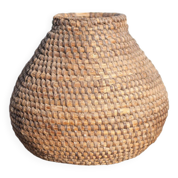 Old basket, burgundy straw and bramble, woven basket, interior decoration