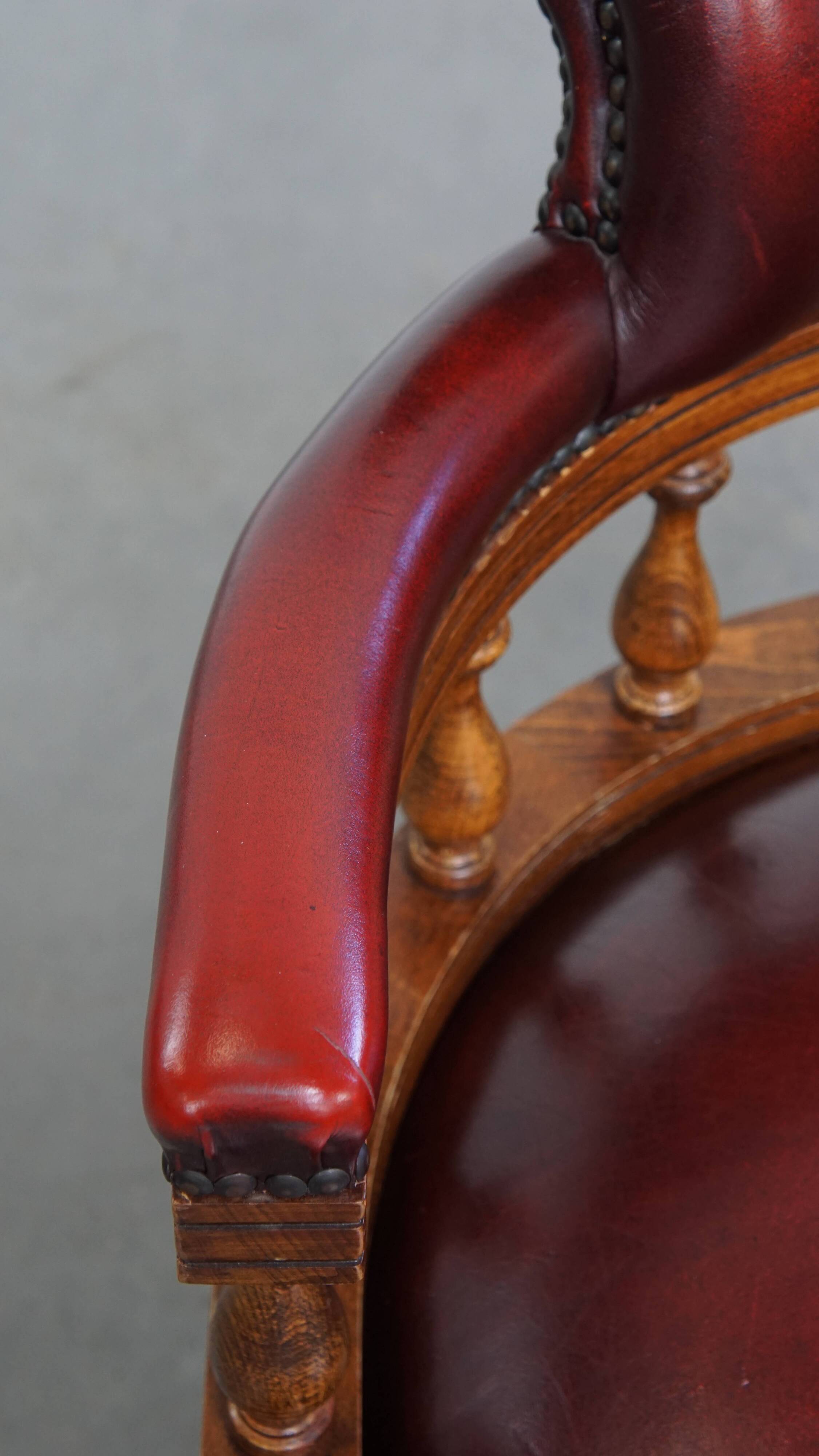 Red Cowhide Leather Chesterfield Office Chair in English Style