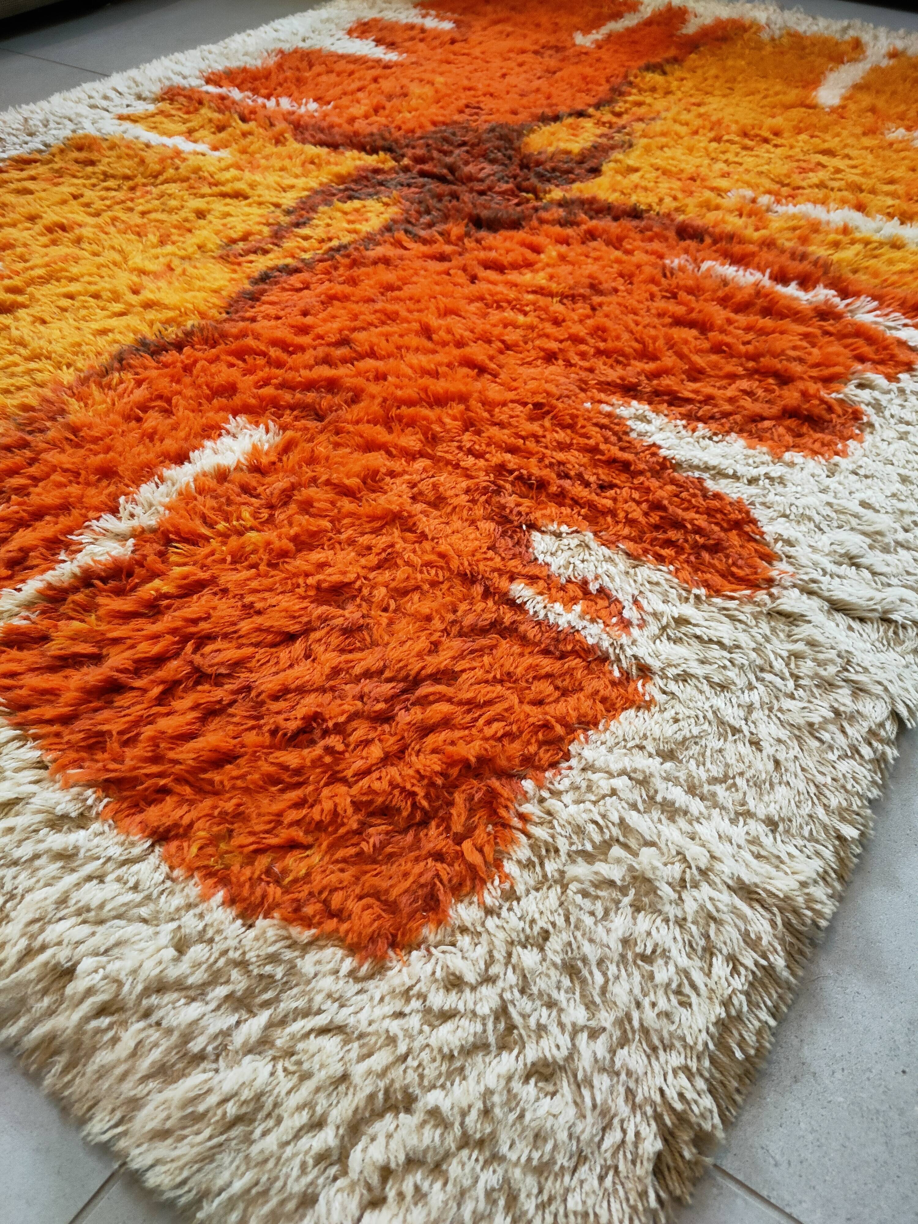 Vintage Scandinavian carpet Hojer Eksport 1970