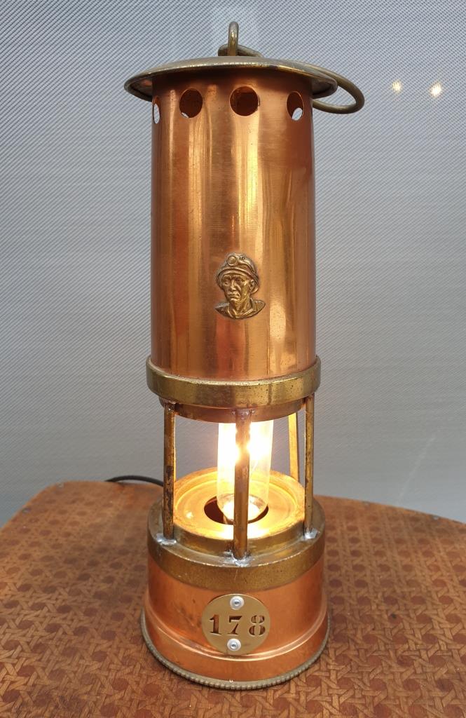 Electrified miner's lantern 178