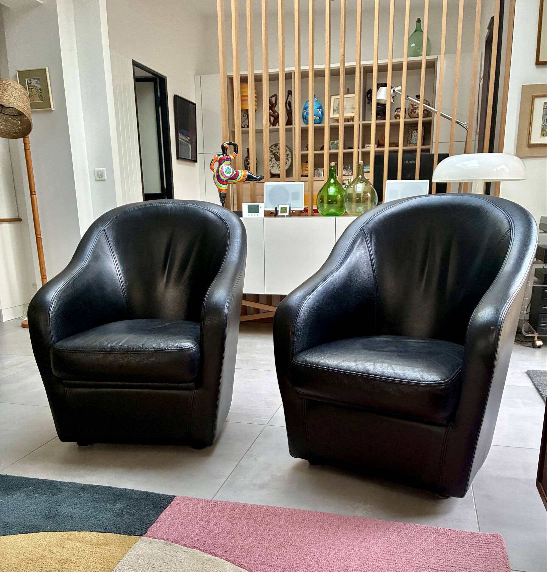 Paire fauteuil cabriolet cuir noir 1990
