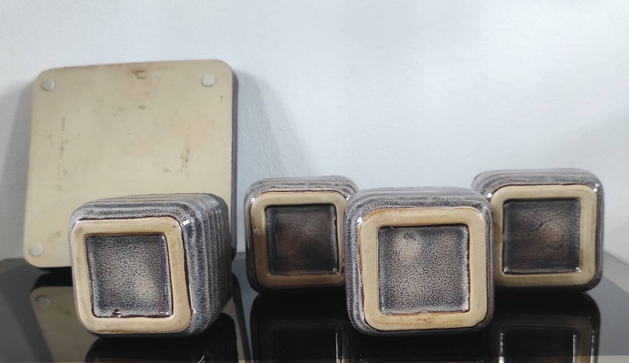 Vintage Set in Glazed Ceramic – 4 Bowls & Tray – Style