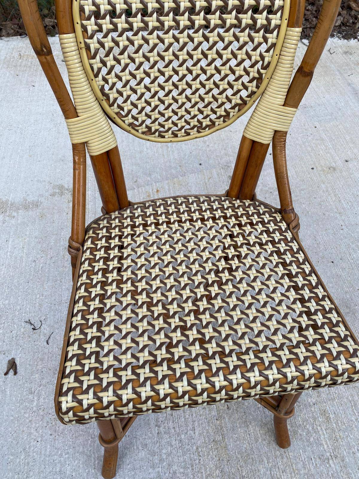 Chaise de bistrot en bois courbé rotin et bambou