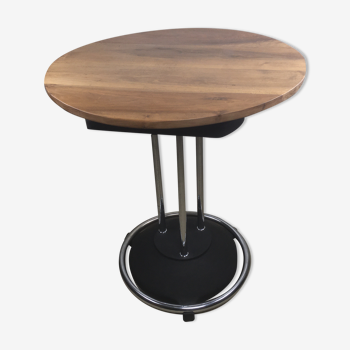 Standing food, industrial high table