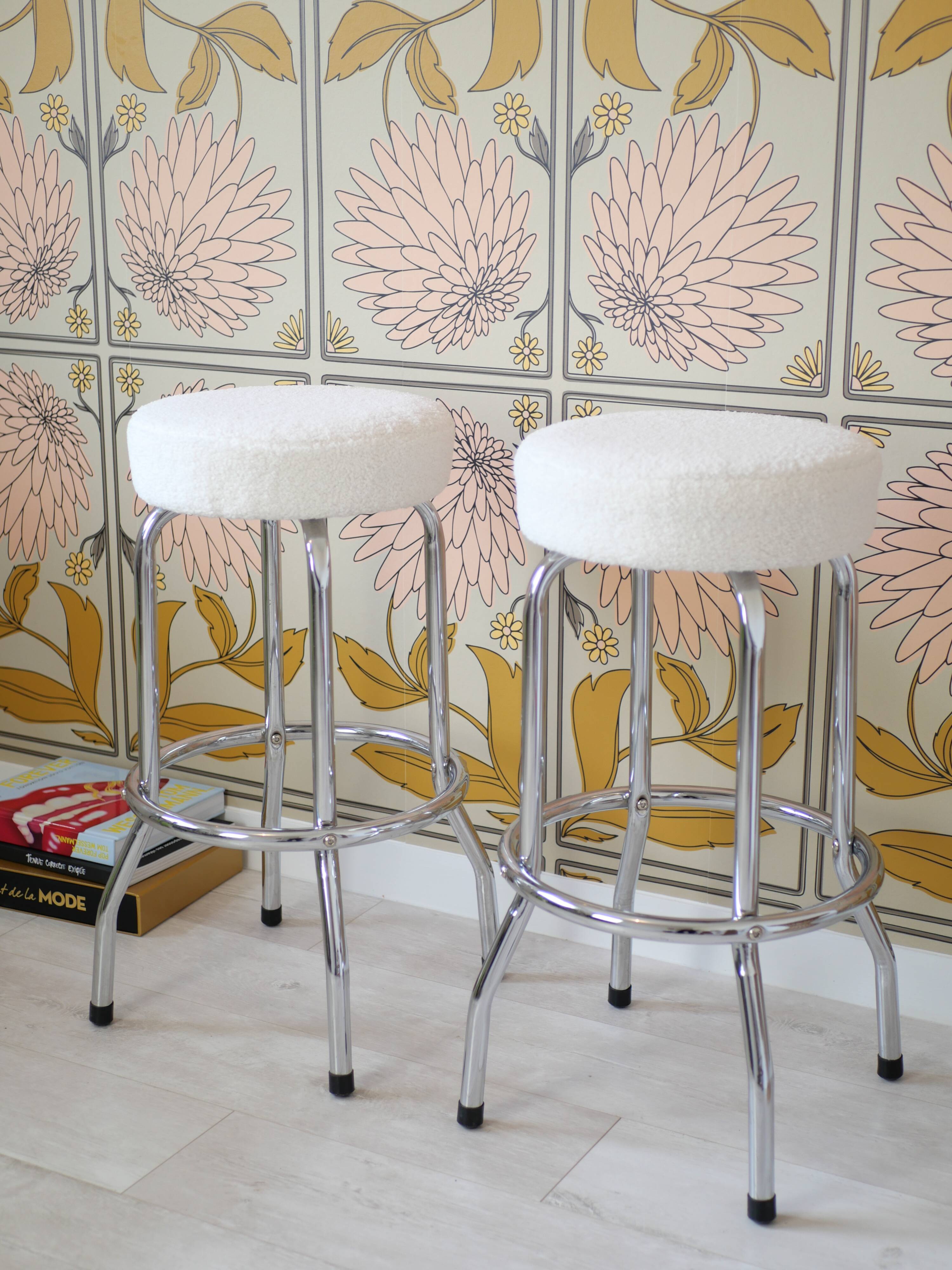 Pair of bar stools - boucle fabric