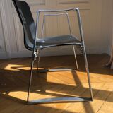 Set of 6 chairs with armrests numbered from 1 to 6, wood and steel