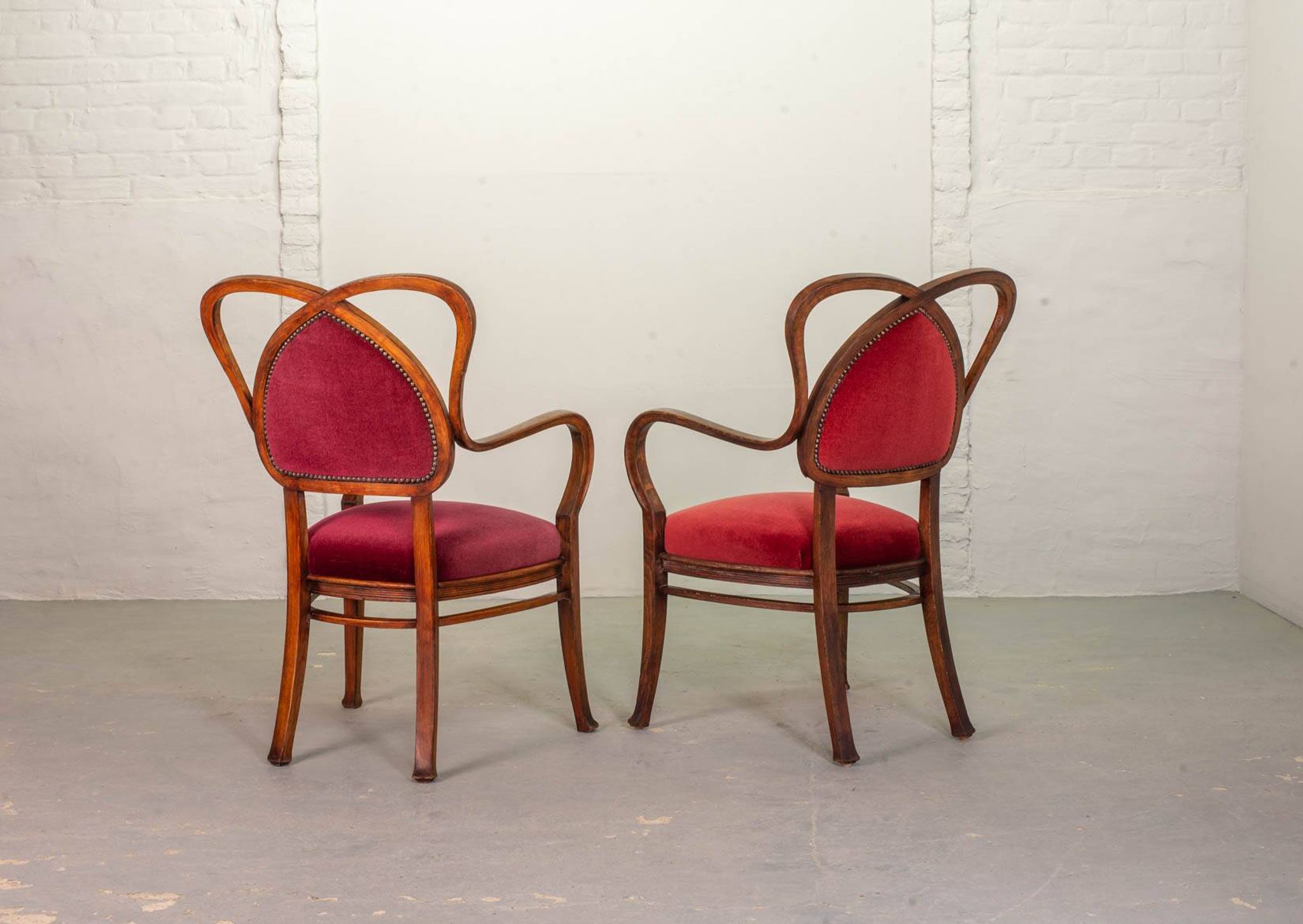 Red Velvet Heartshaped Wooden Vintage Design Side Chairs. Set of 2. 1950s