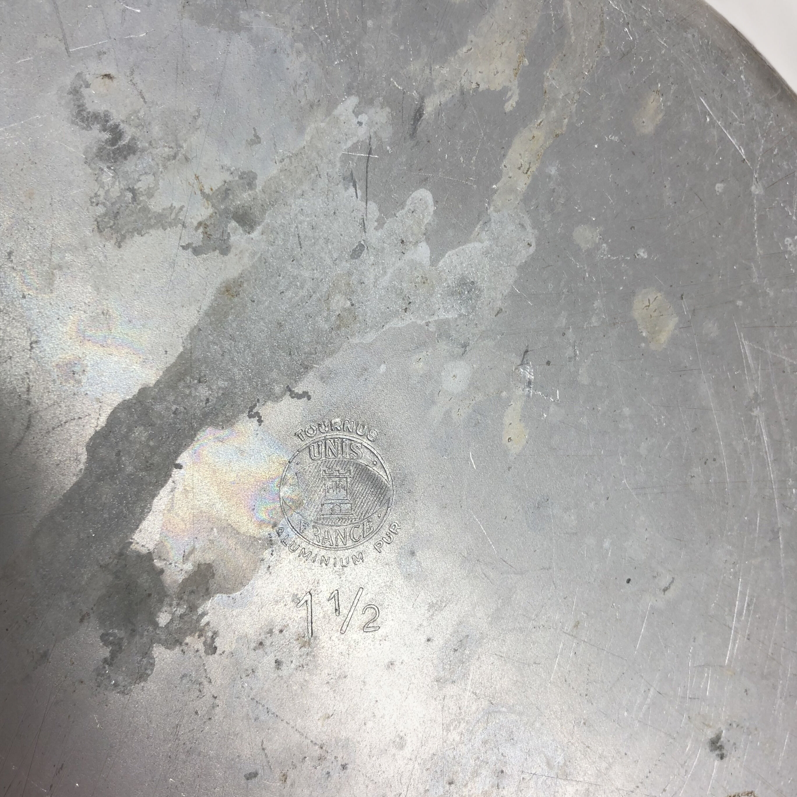 Former aluminum coffee maker
