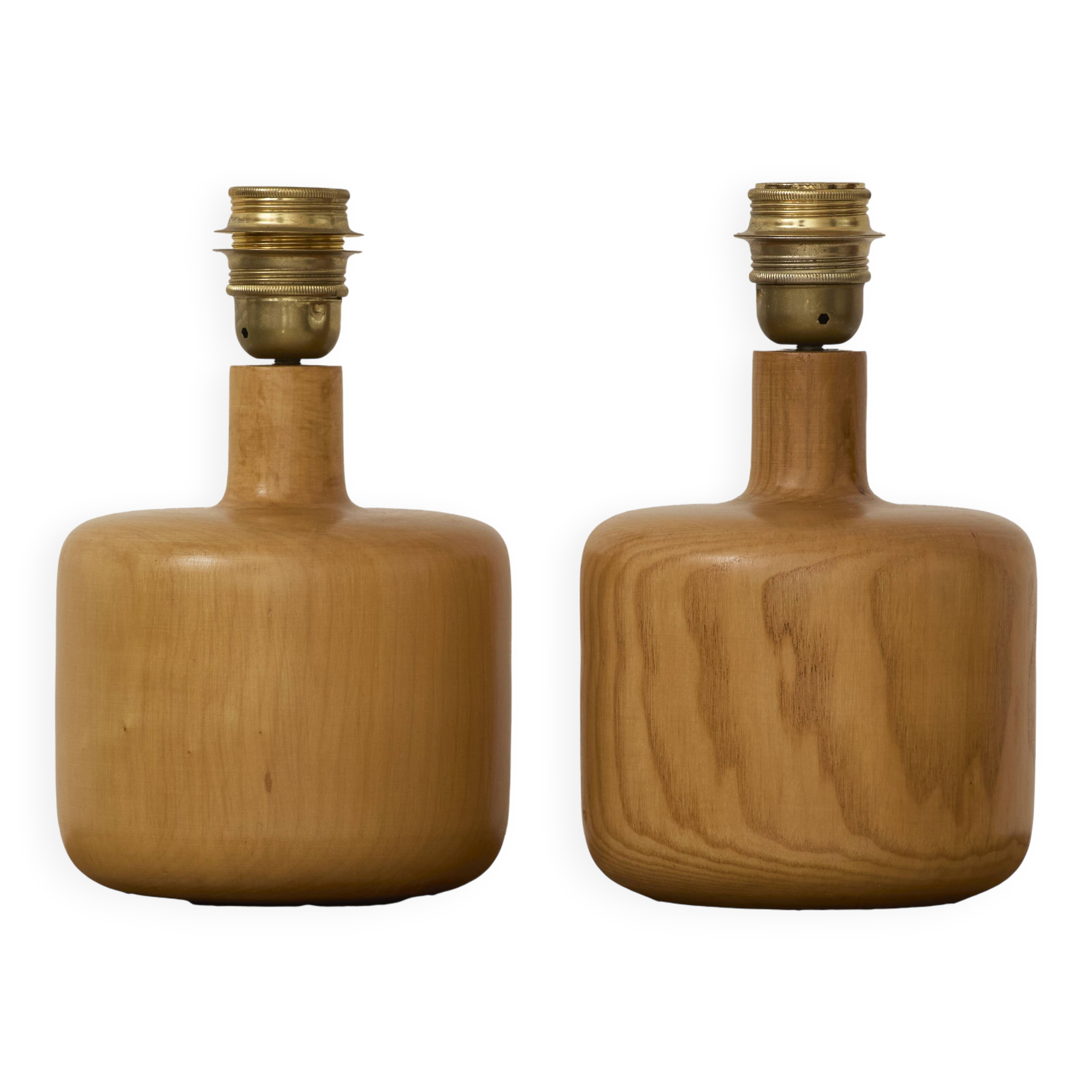 Pair of solid wood lamps by Charlotte Perriand / Les Arcs Circa 1968