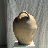 Very large beige jar with 2 handles H49