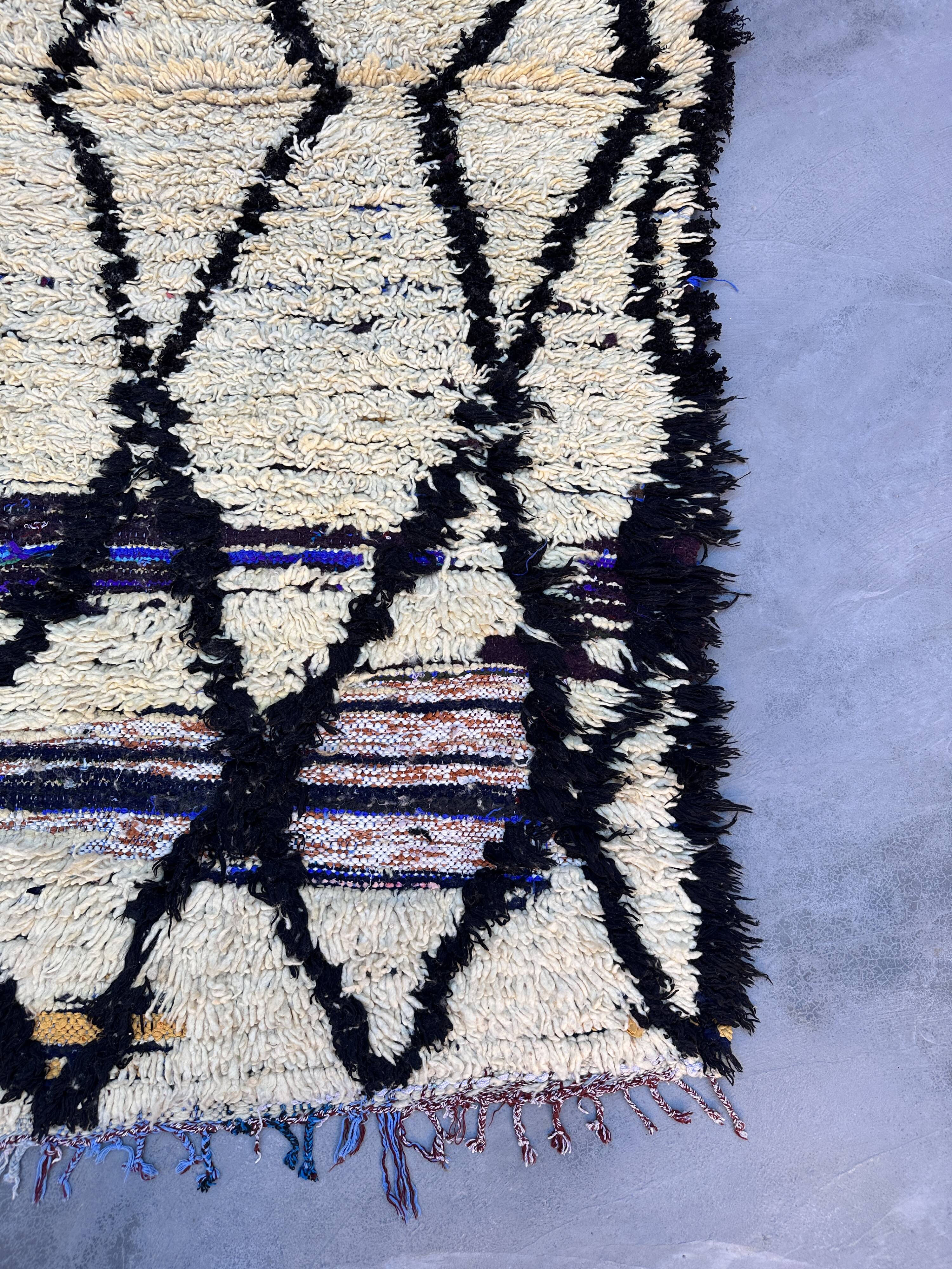 Moroccan carpet - 105 x 270 cm