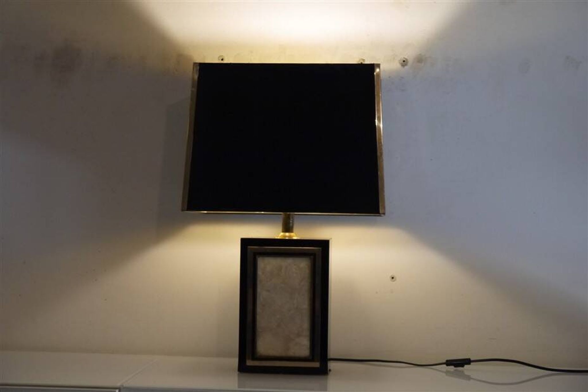 Lampe en laque et nacre 1970