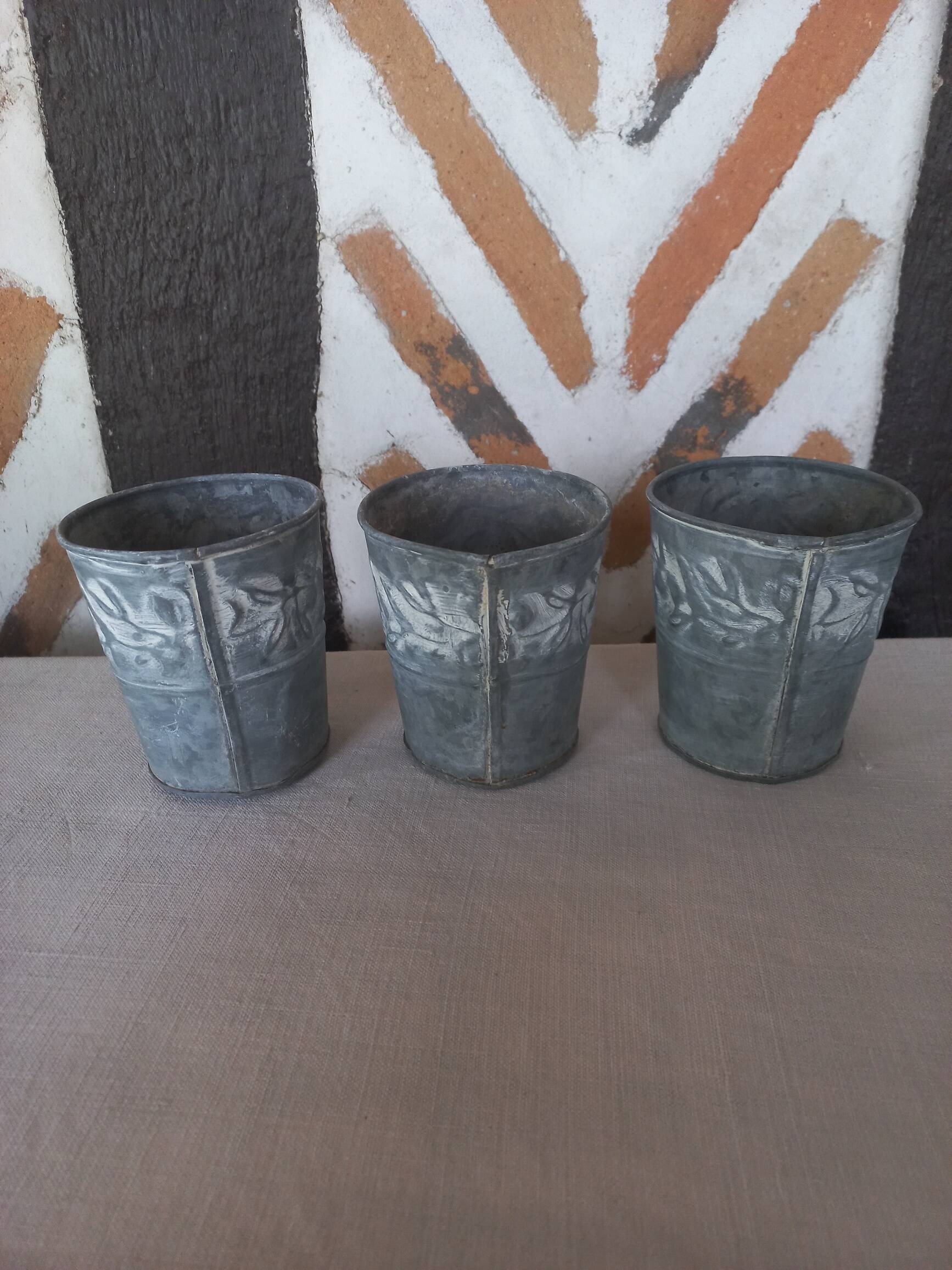 3 small zinc pots