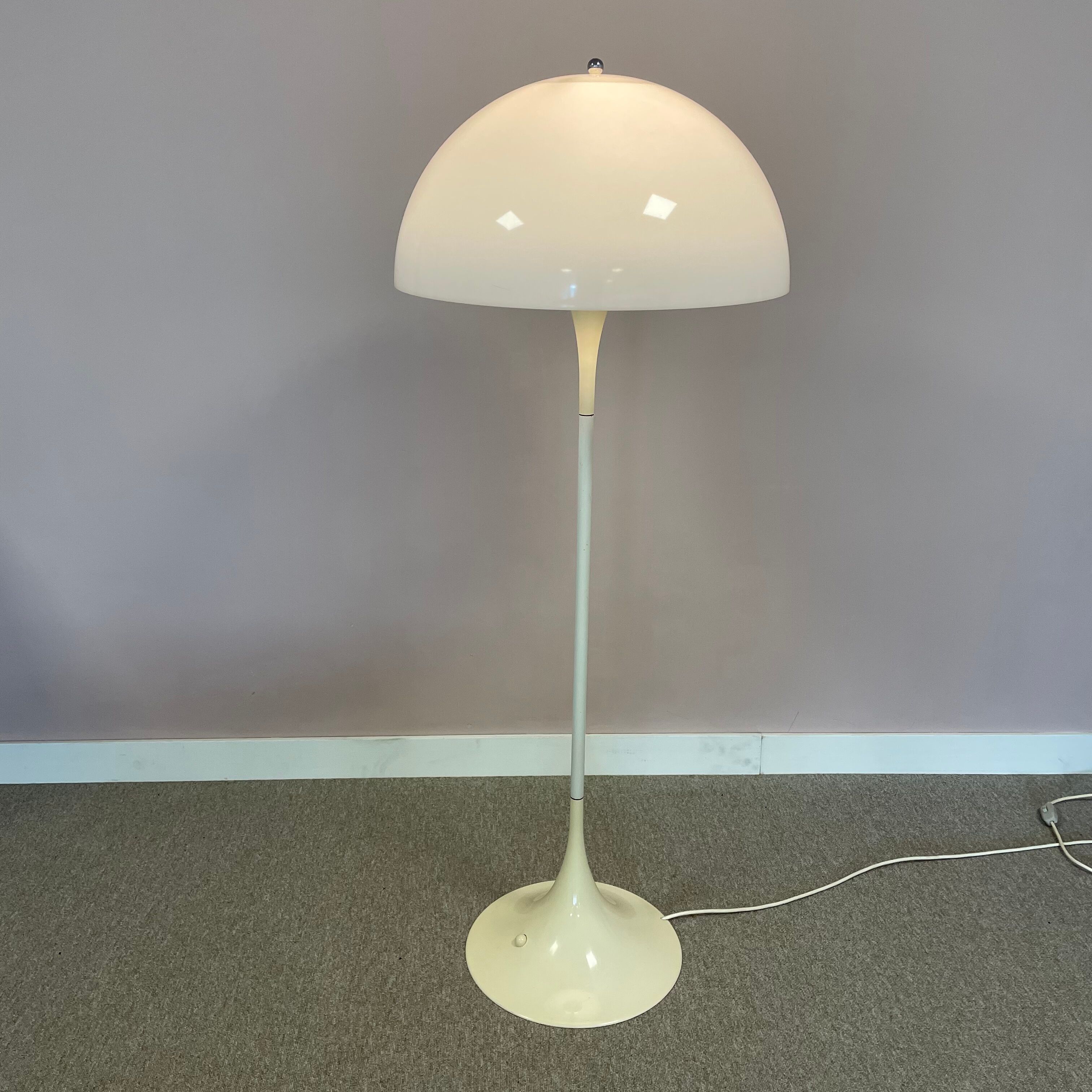 Panthella floor lamp Louis Poulsen