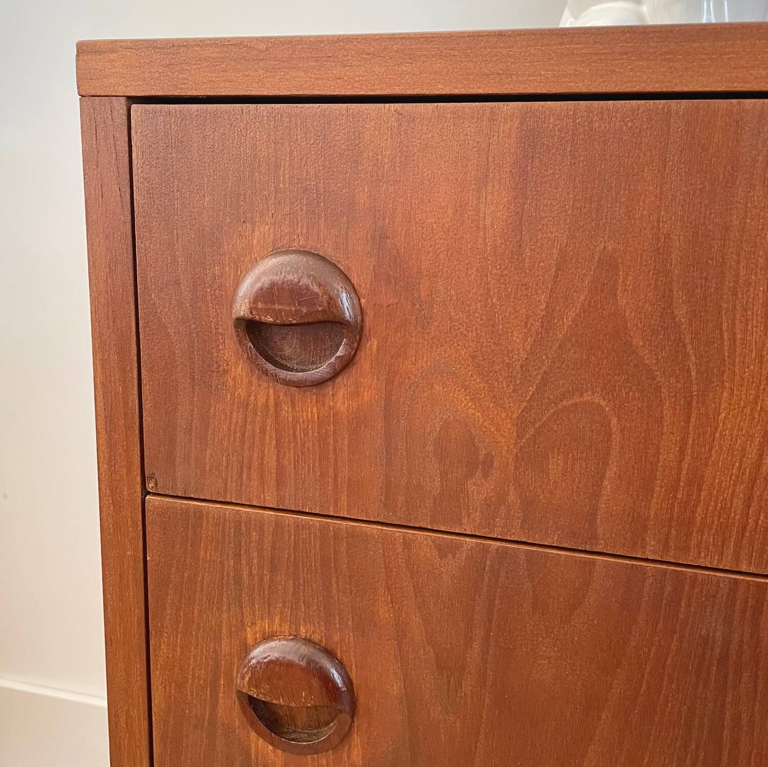 Scandinavian chest of drawers