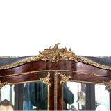 Vitrine style Louis, France, vers 1910.