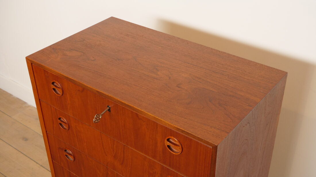 Vintage Danish chest of drawers | Teak | 6 drawers | 110 cm