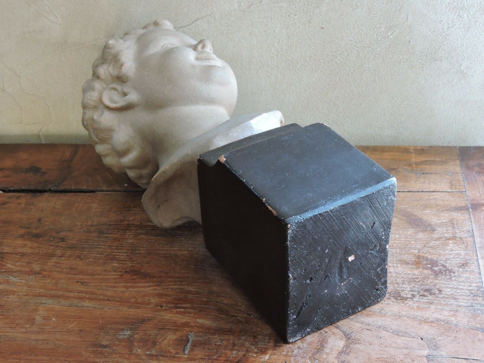 Sculpture cherub bust by Madem