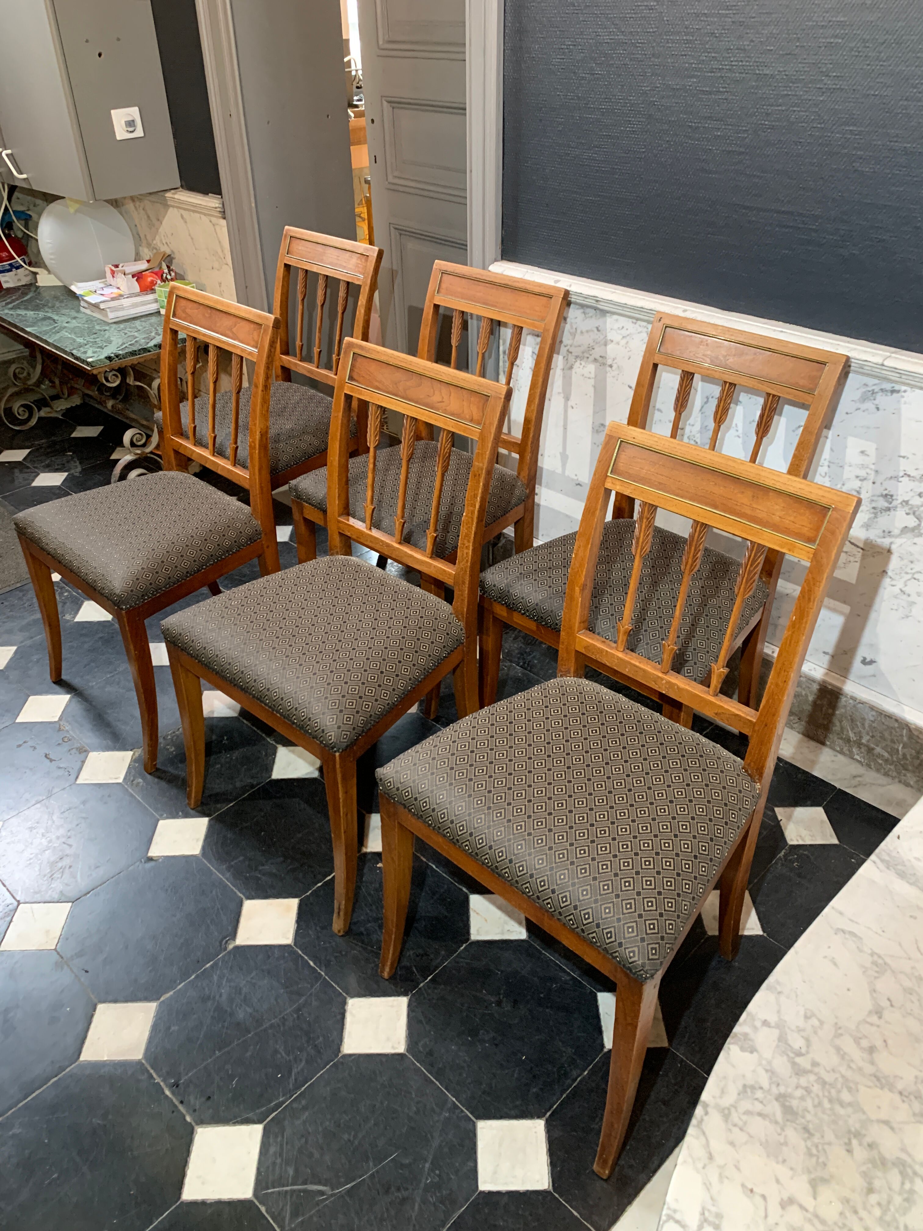 Series of 6 chairs at the etruscan directoire d'epoque in mahogany, 1800