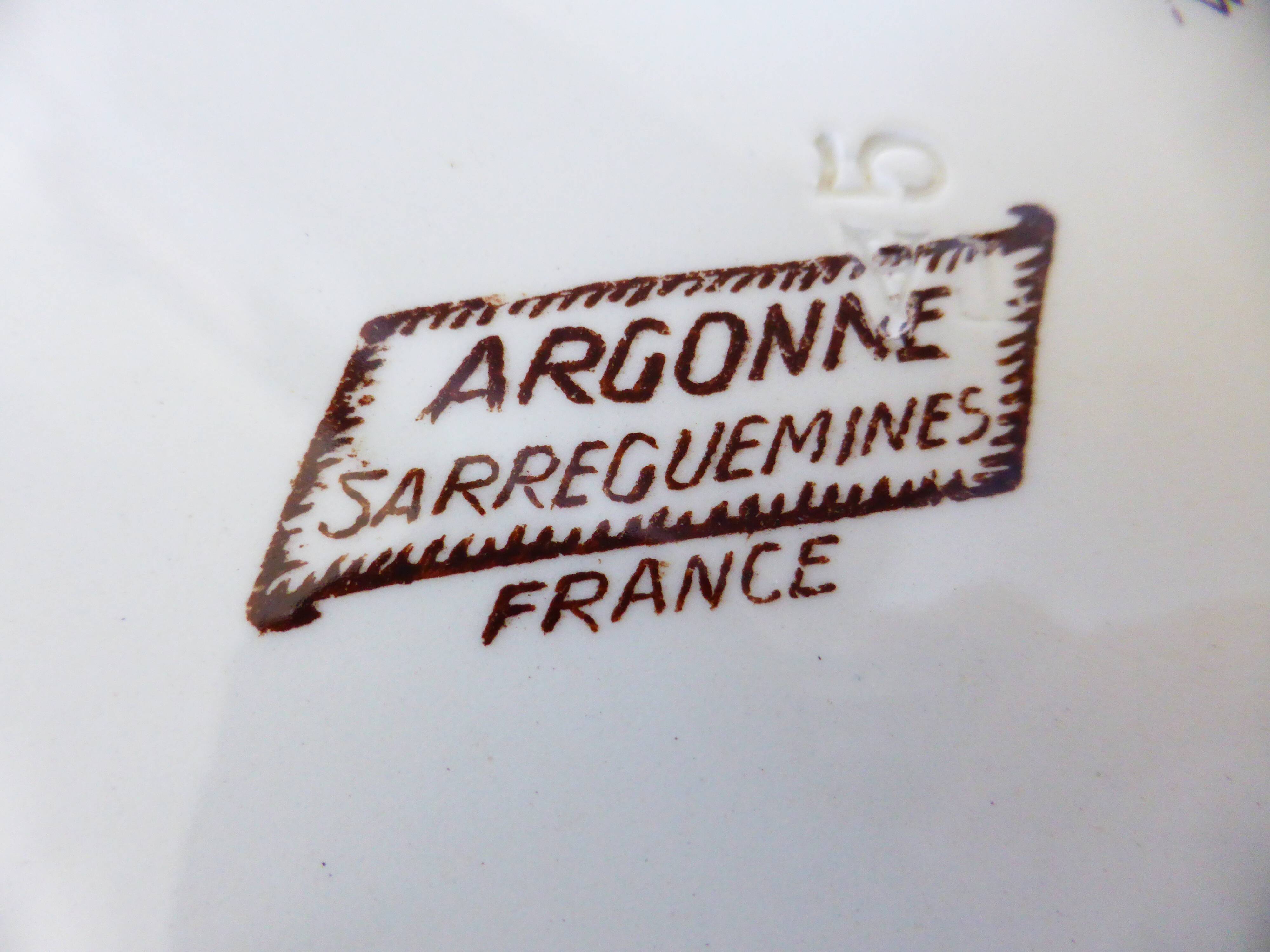 5 Sarreguemines dessert plates, Argonne model