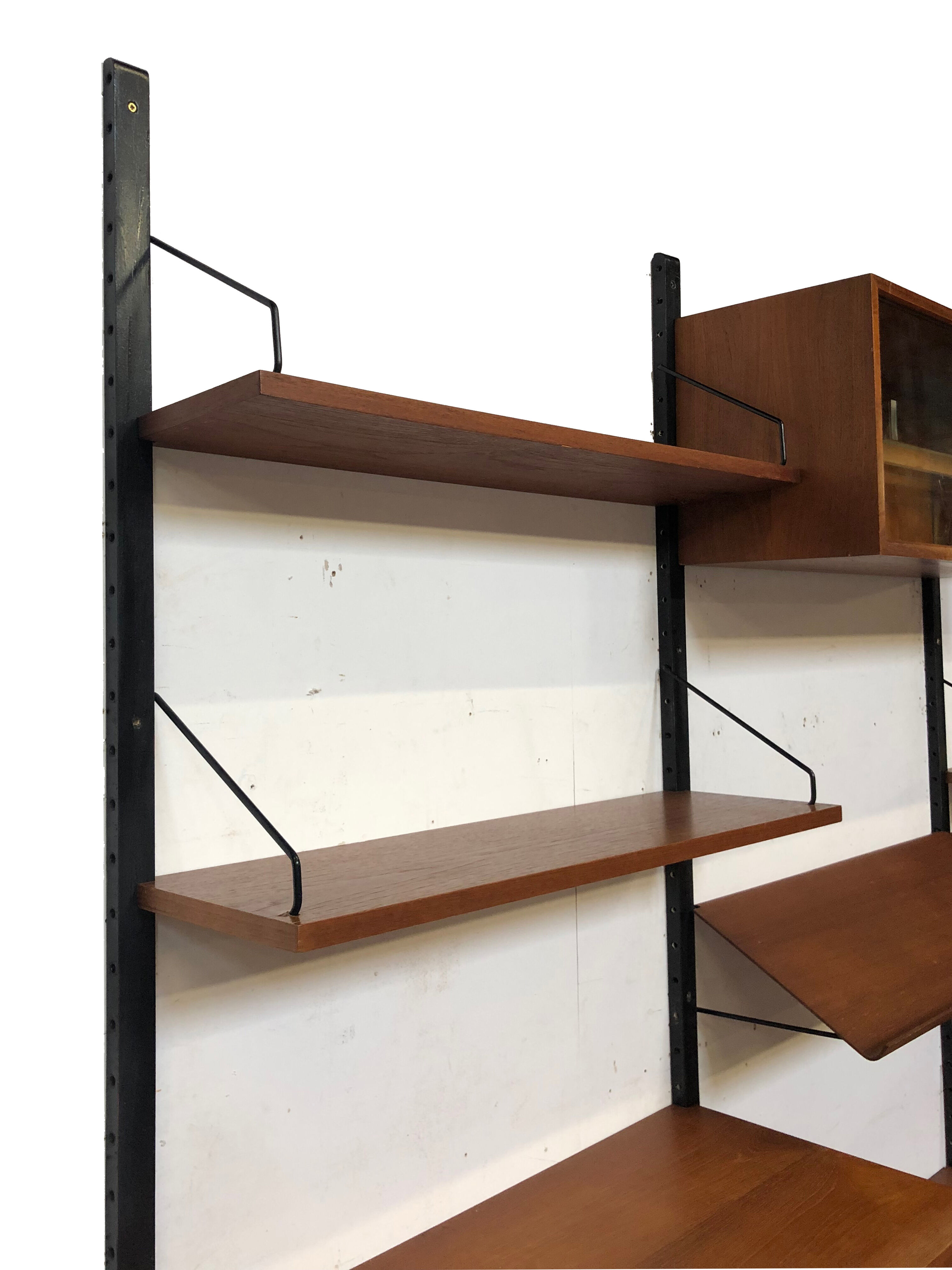 Wall shelf Poul Cadovius Royal System