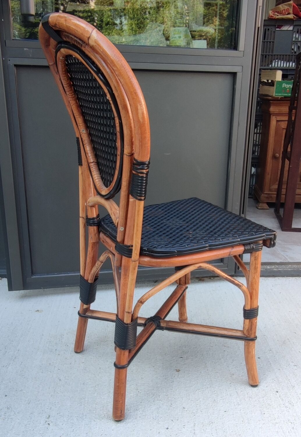 Ensemble table et 2 chaises bistrot vintage/rotin et vinyle tressé