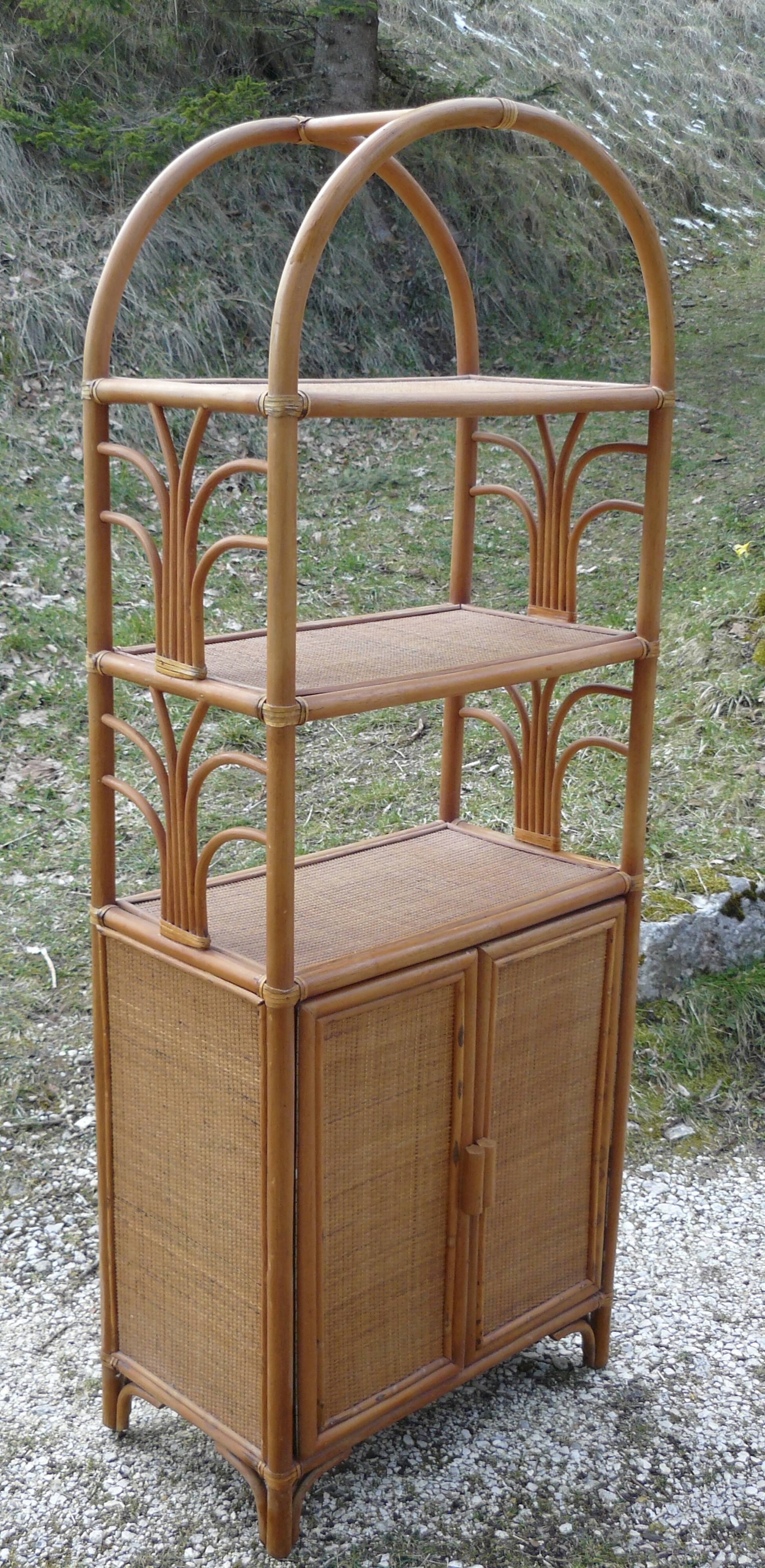 Bibliothèque rotin vintage 1970 meuble 2 portes et étagères