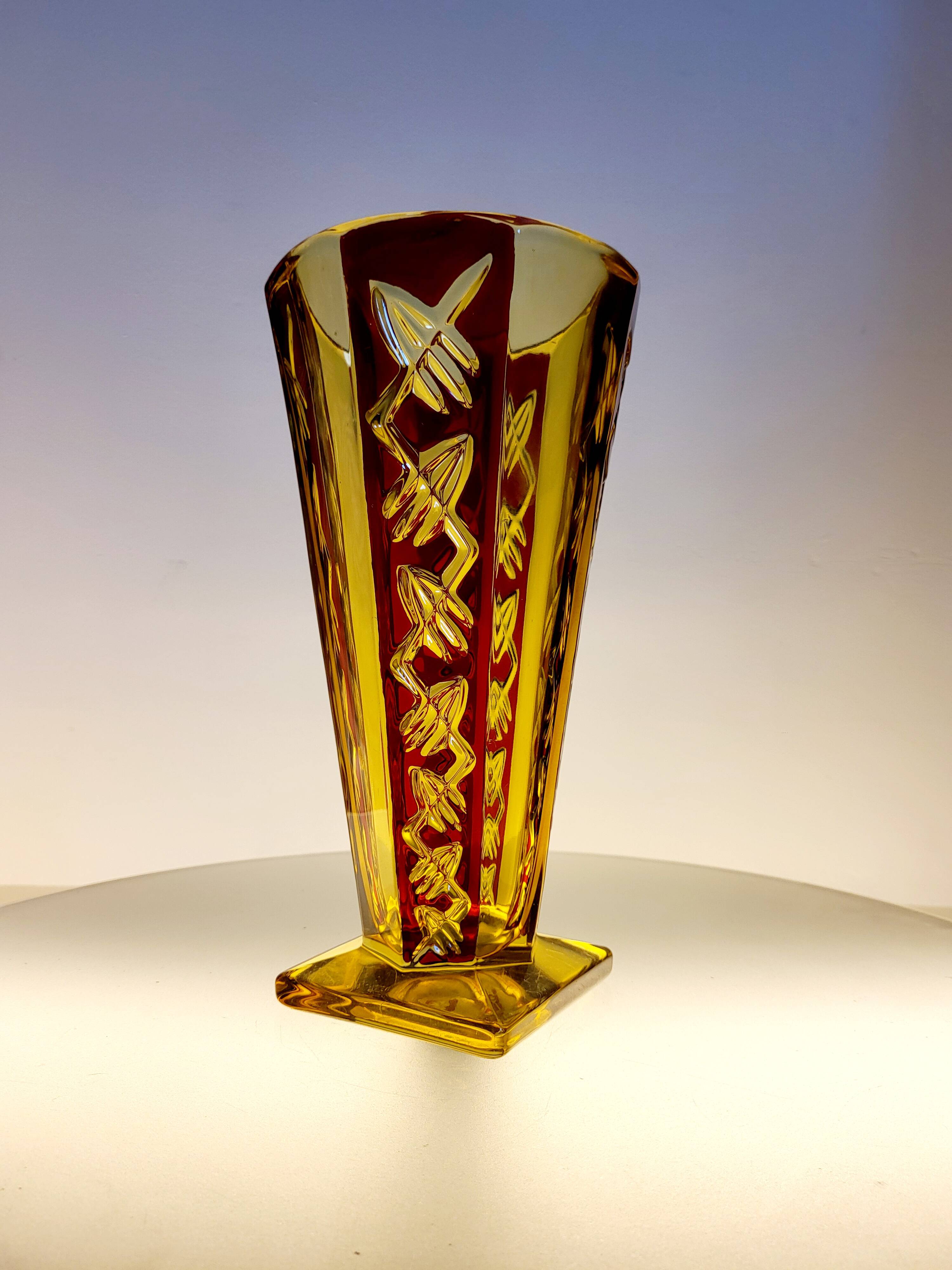 H. Markhbeinn Vaas, modèle Pompéi, art déco, 1932, Paris