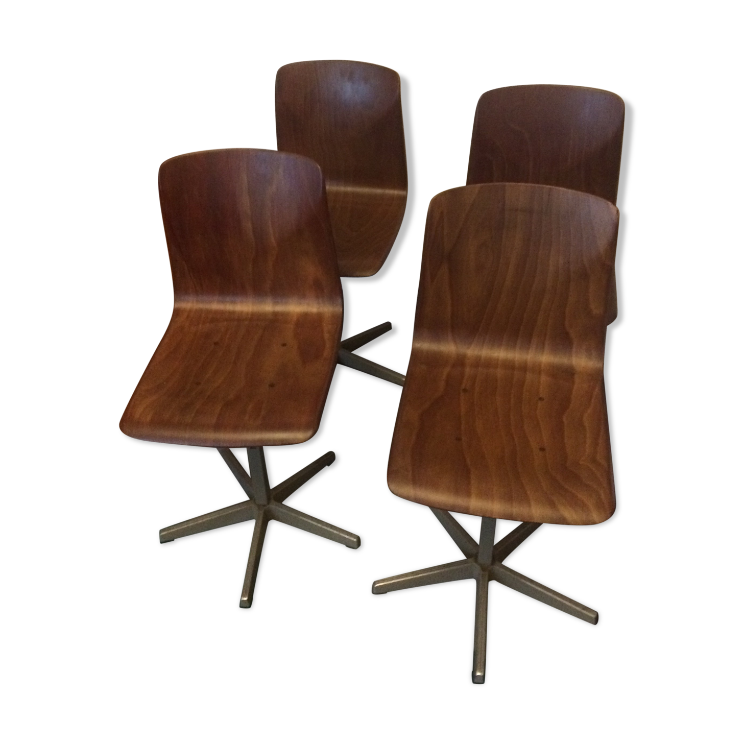 4 Pagholz workshop chairs