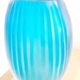 Vase en verre turquoise ancien