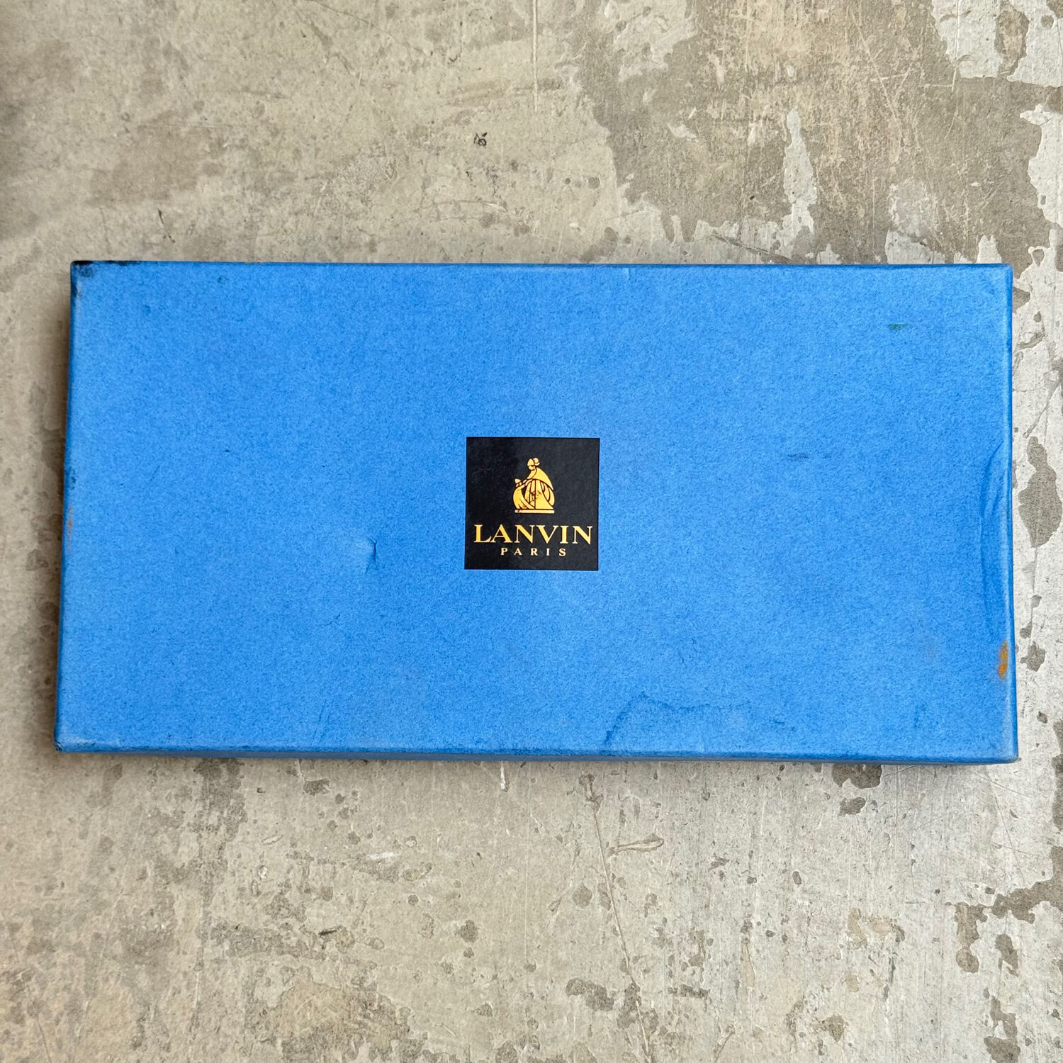 Two Lanvin porcelain trinket trays with original box