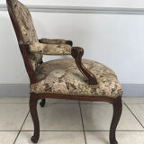 Louis XV vintage cabriolet armchair "à la Reine", 18th century