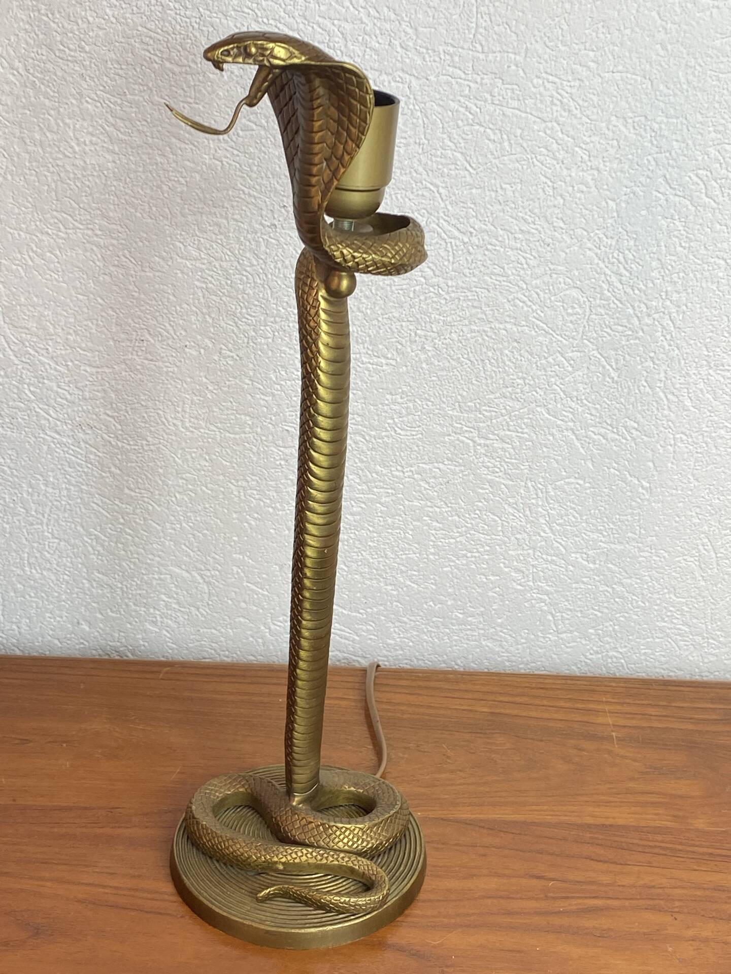 Lampe cobra en bronze 