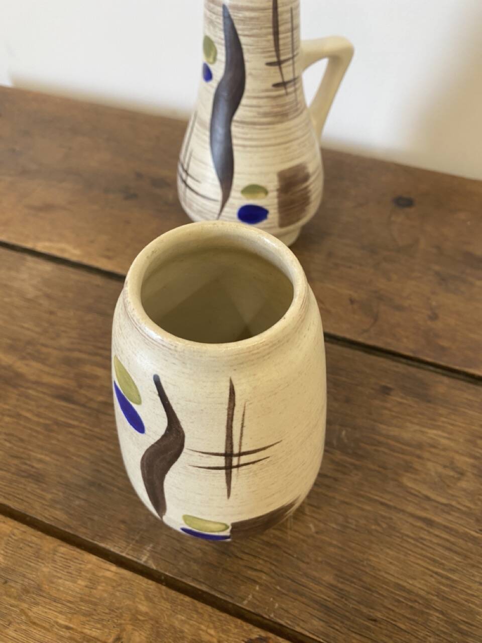 Duo de petits vases abstraits, ton écru, West Germany, 1960