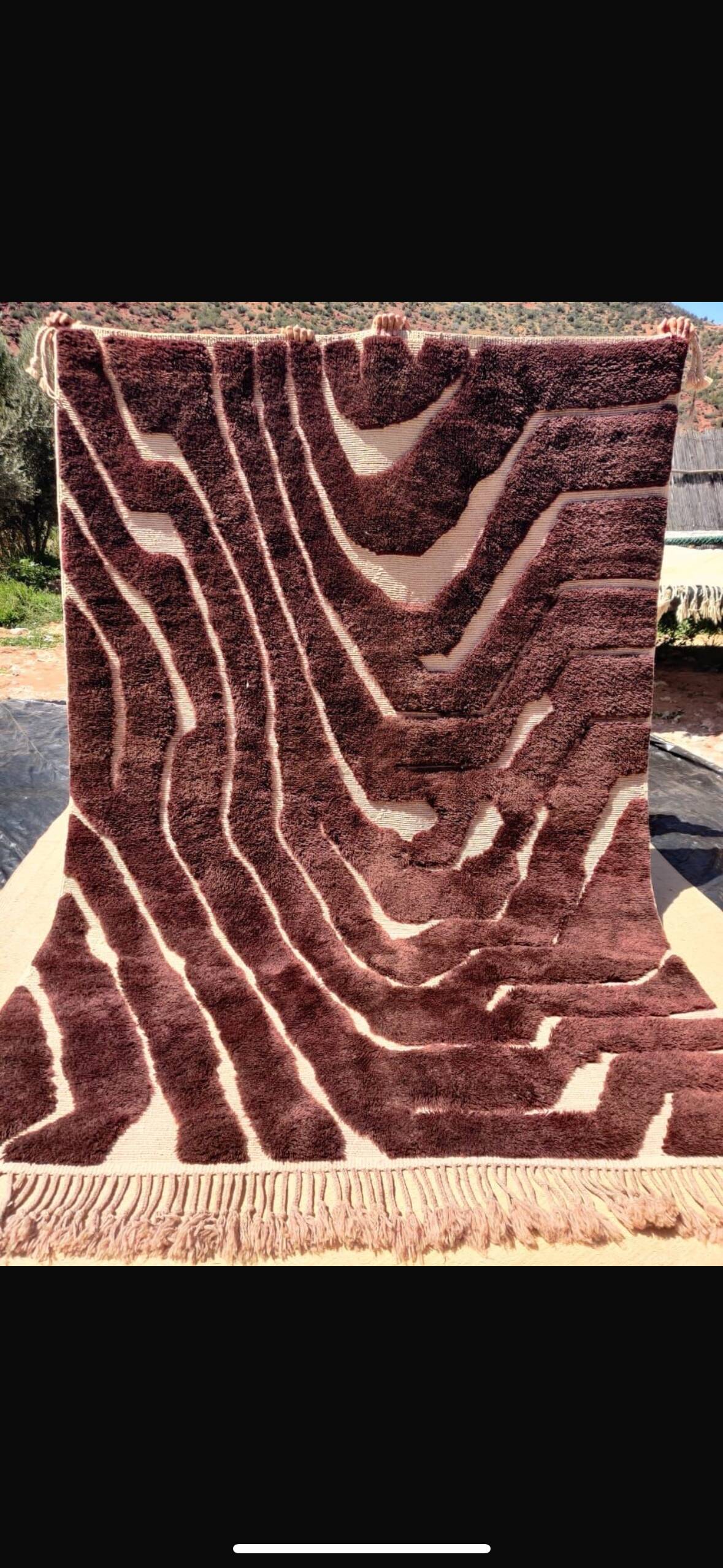 Mrirt rug 300x200 cm – Thick premium wool, abstract chocolate pattern