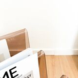Acrylic magazine rack