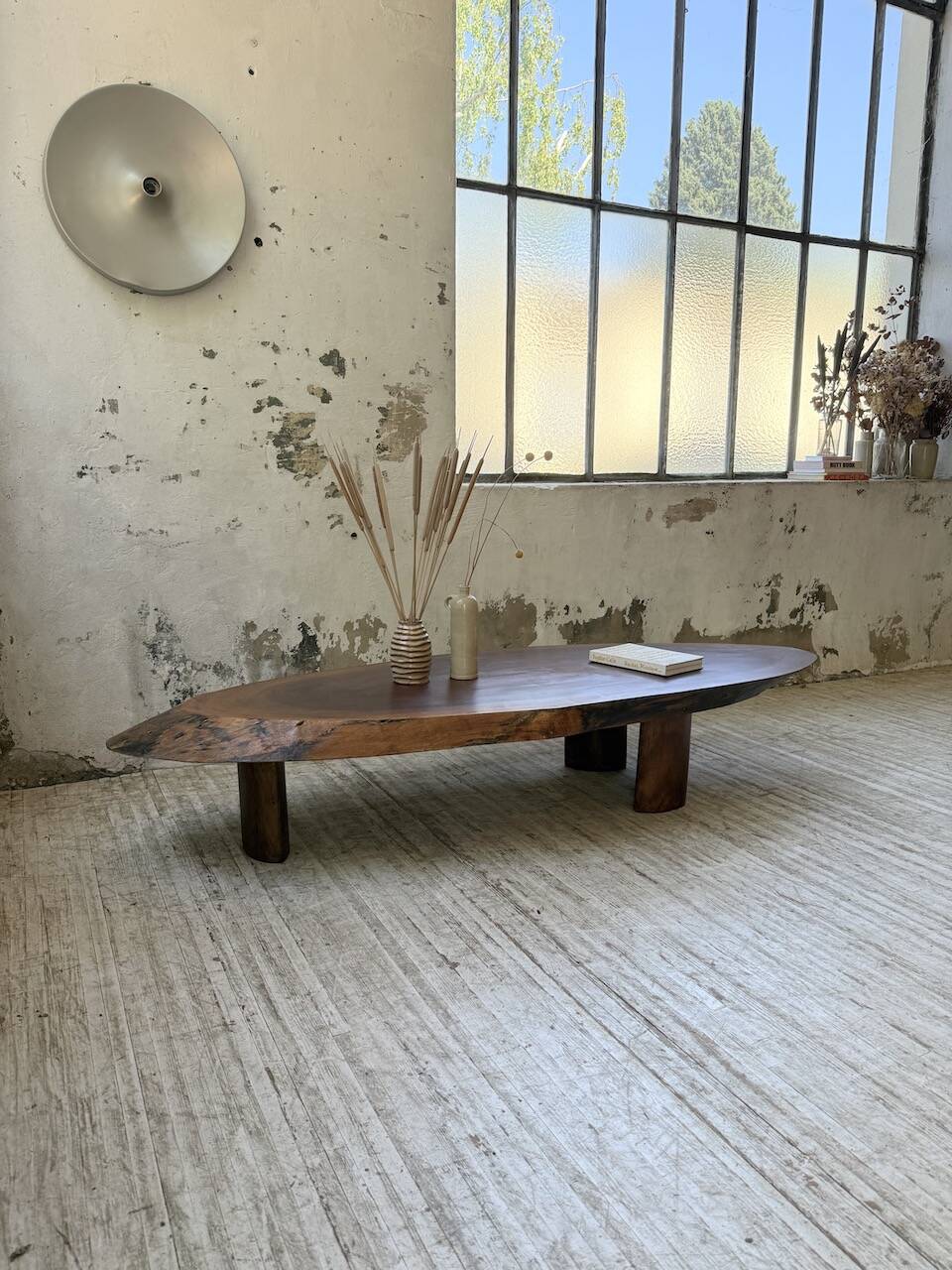 Table basse années 50 plateau bois exotique XXL