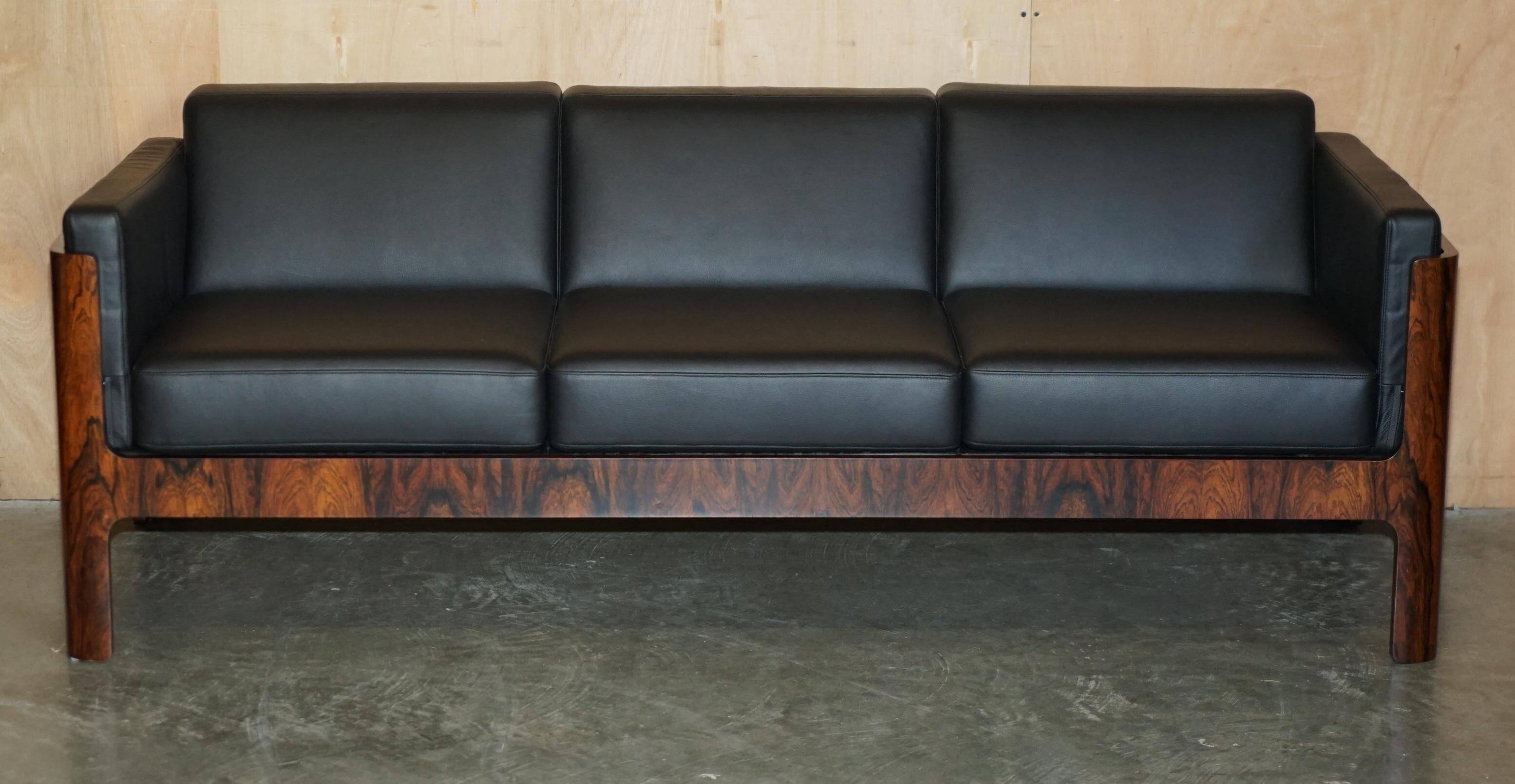 Mid-Century 3-seater canapé in Brazilian hardwood, 1966.